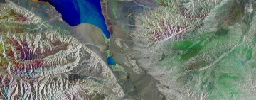 ESA - Immagine della settimana: Alakol, il lago multicolore (26 maggio 2025)